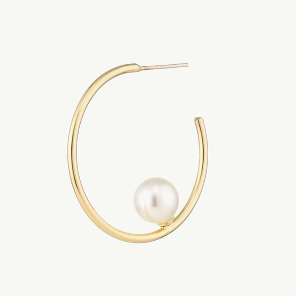 Pearl C-Hoop Earrings - Picture 3 of 8